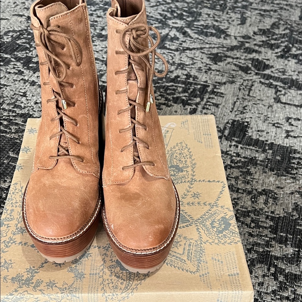 Free People Tan Leather platform Lace-Up Boots